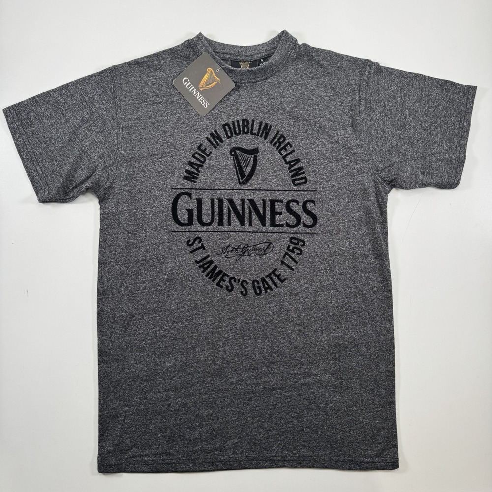 GUINNESS Short Sleeve Crew T-Shirt Small Relaxed Black Grindle Felt Logo NWT